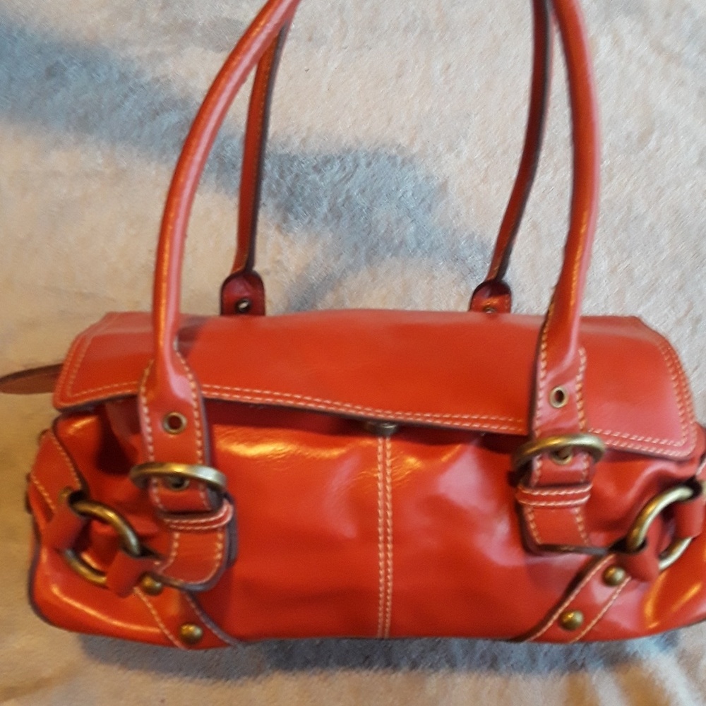 Red nine west purse